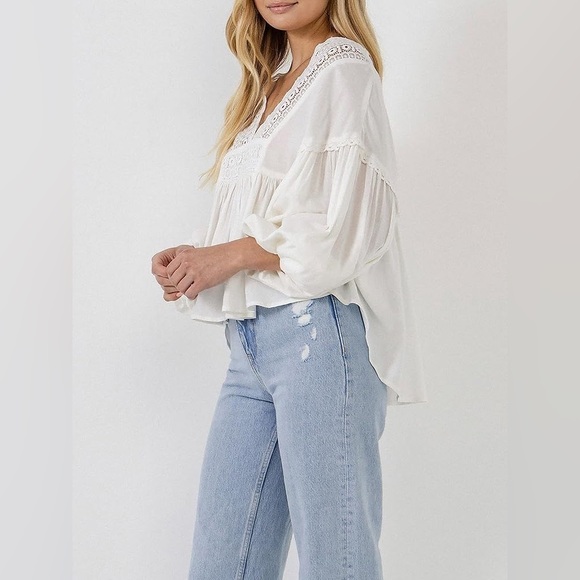 DAVI & DANI WHITE LACE BATICE, BALLON SLEEVES BLOUSE SIZE M. - Picture 6 of 10